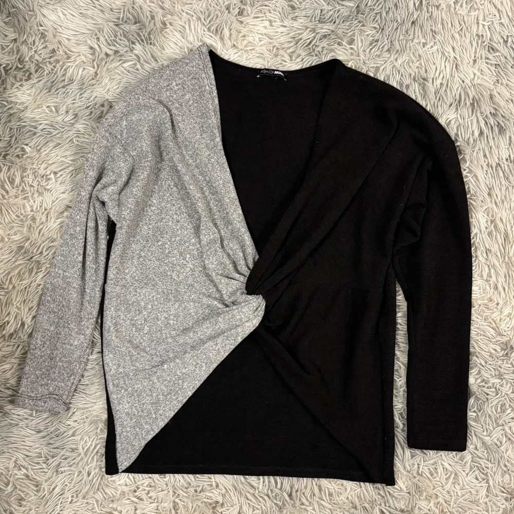 Fashion Nova Black and Gray Twist Sweater